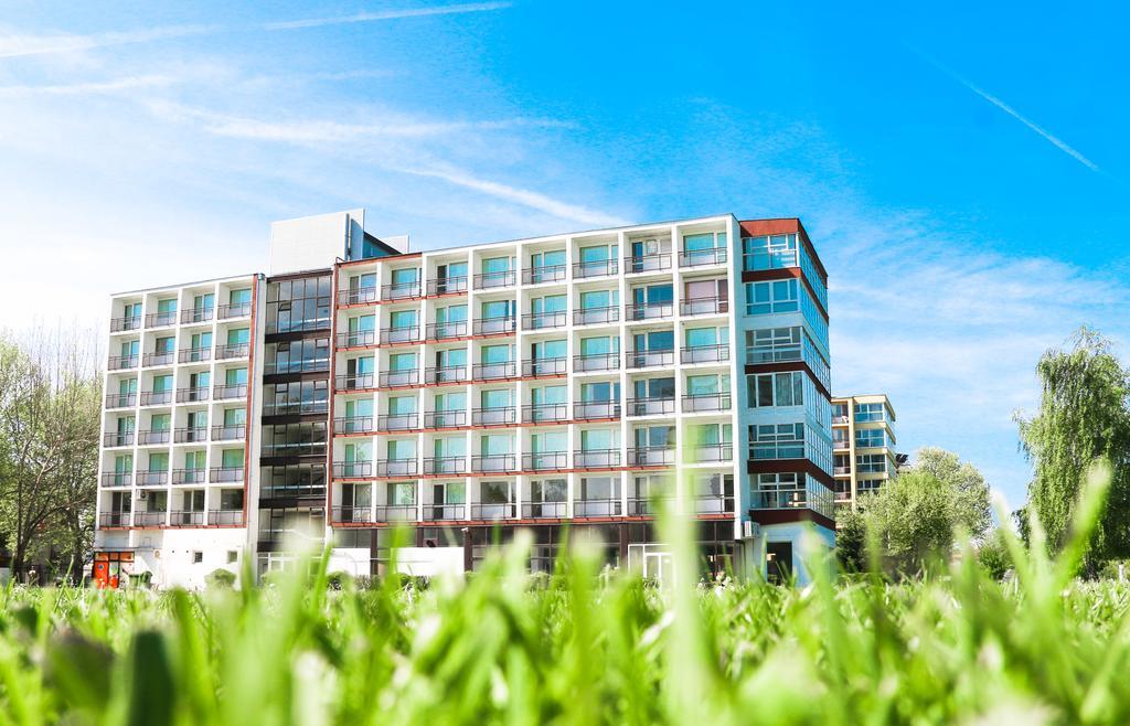 Hotel Hungaria Siofok Exterior photo
